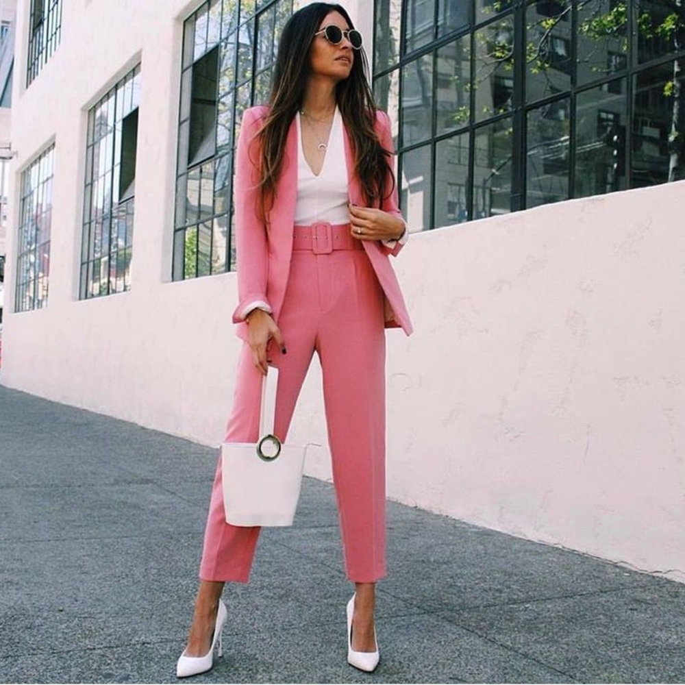 - Zara pink belted classic Pant Suit - Picture 1 of 13